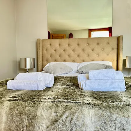 דירה Luxury 4beds Ski-in&out Large!