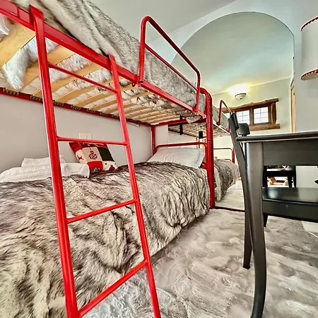 Luxury 4beds Ski-in&out Large!