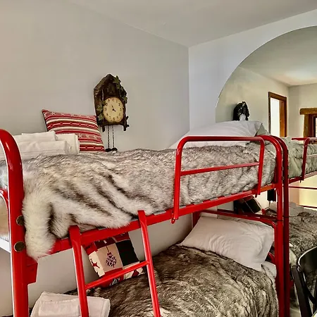 Luxury 4beds Ski-in&out Large! *