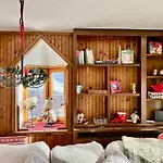 Luxury 4beds Ski-in&out Large! Апартаменты