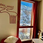 Luxury 4beds Ski-in&out Large! Апартаменты