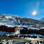 Luxury 4beds Ski-in&out Large! Апартаменты Брей-Червиния