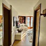 Luxury 4beds Ski-in&out Large! Апартаменты *