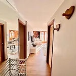 Luxury 4beds Ski-in&out Large! Брей-Червиния