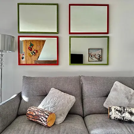 Luxury 4beds Ski-in&out Large! *