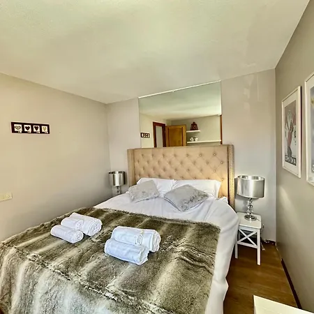 Luxury 4beds Ski-in&out Large! Apartament *