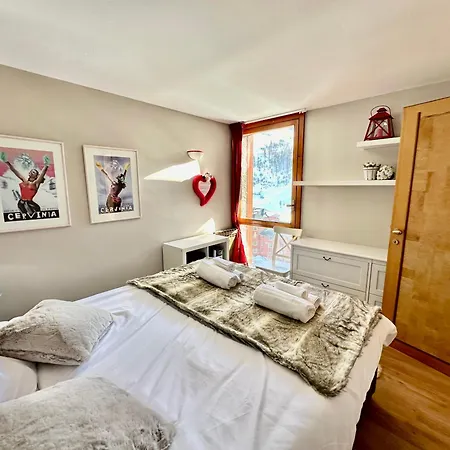 Luxury 4beds Ski-in&out Large! Apartman Breuil-Cervinia