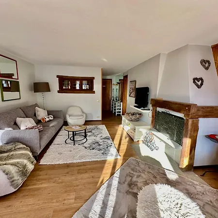 Luxury 4beds Ski-in&out Large!