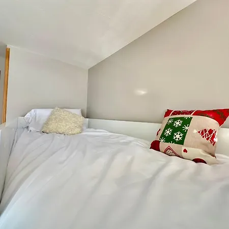 Apartment Luxury 4beds Ski-in&out Large!