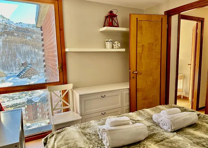 Luxury 4beds Ski-in&out Large! Апартаменти Брей-Червінія