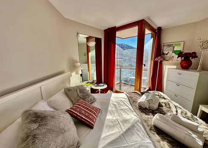 Апартаменти Luxury 4beds Ski-in&out Large! Брей-Червінія