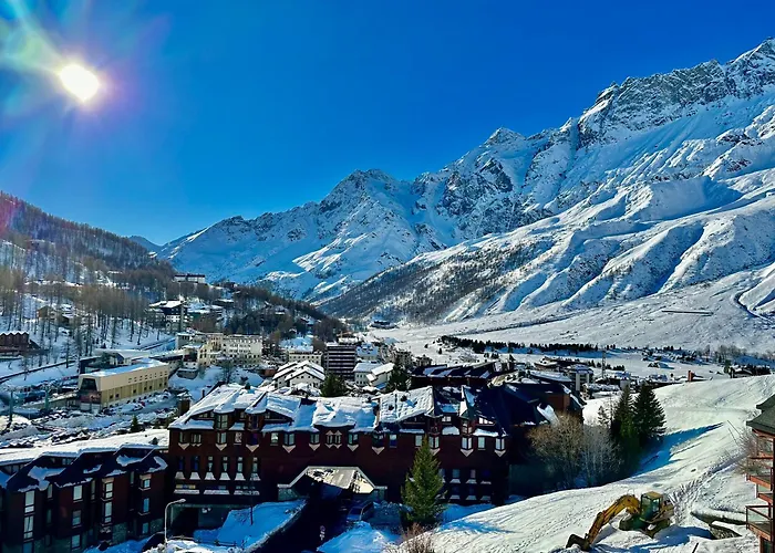 Luxury 4beds Ski-in&out Large!