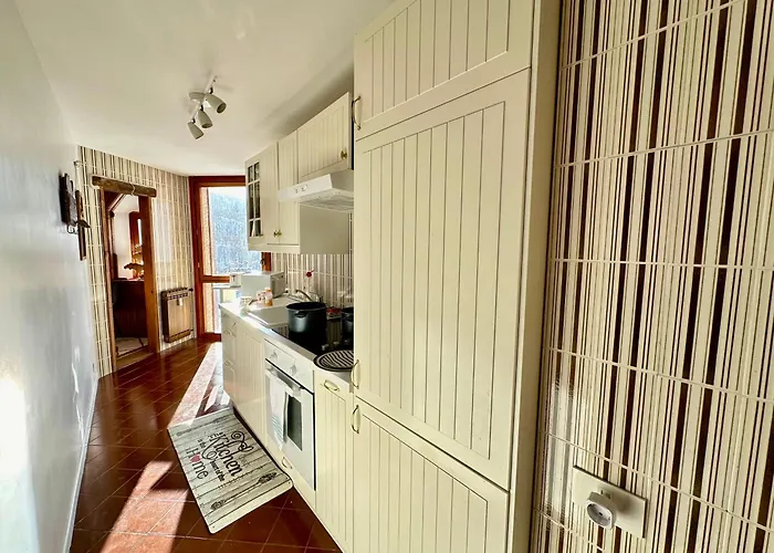 Апартаменти Luxury 4beds Ski-in&out Large!