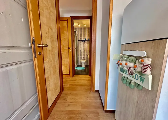 Luxury 4beds Ski-in&out Large! Апартаменти Брей-Червінія