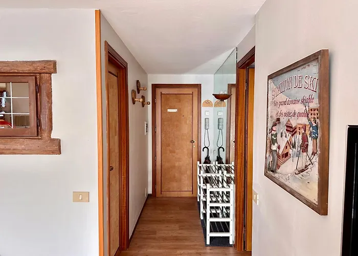 Luxury 4beds Ski-in&out Large! Апартаменти